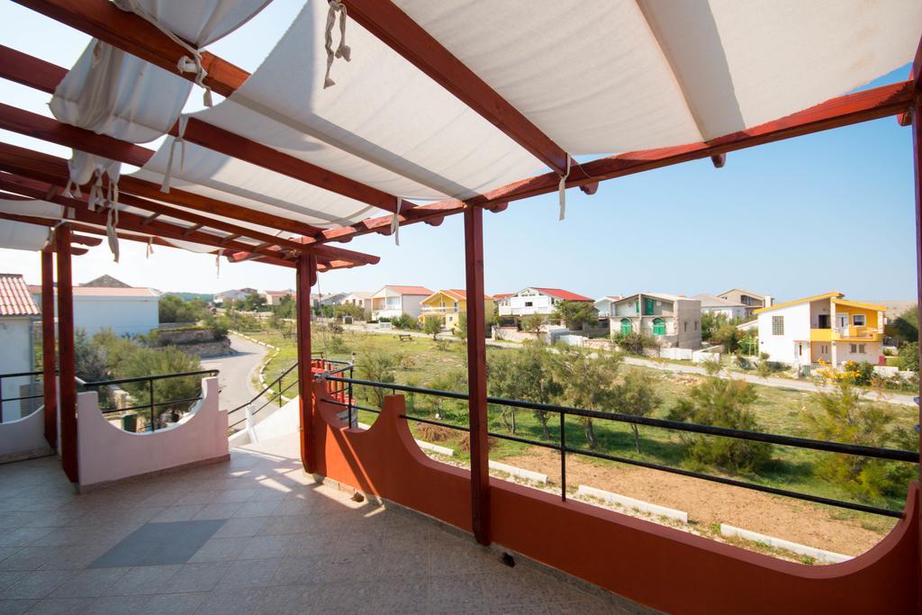 Apartments Leon Ražanac 外观 照片