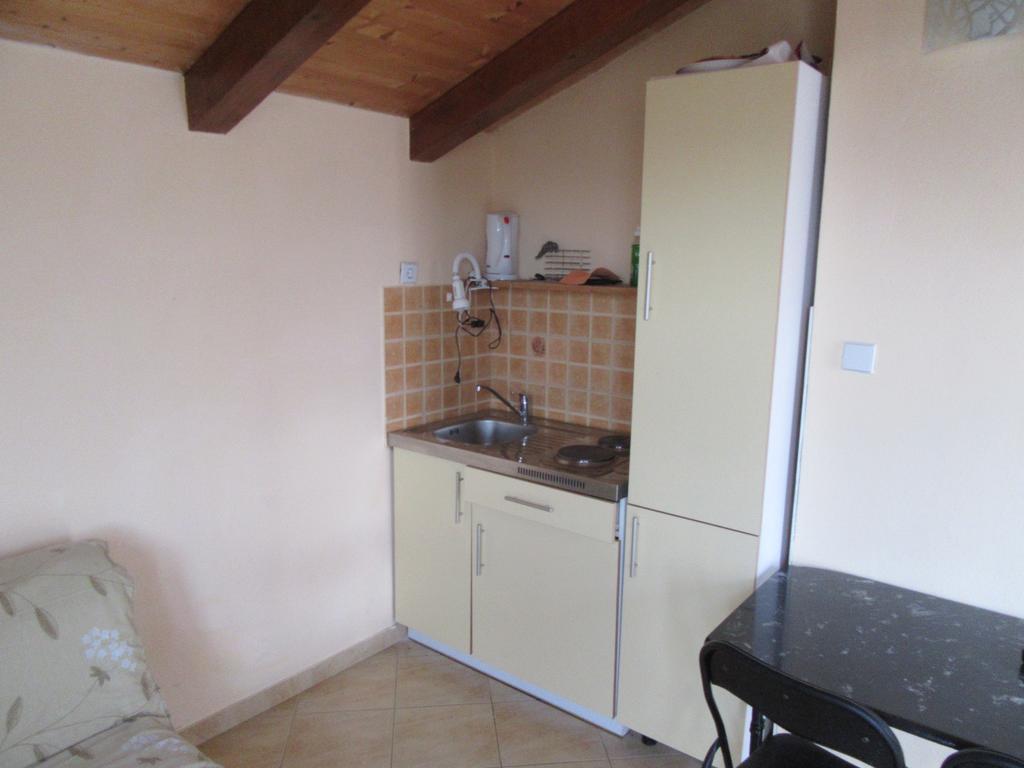 Apartments Leon Ražanac 外观 照片
